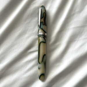 Laban Mento Fountain Pen